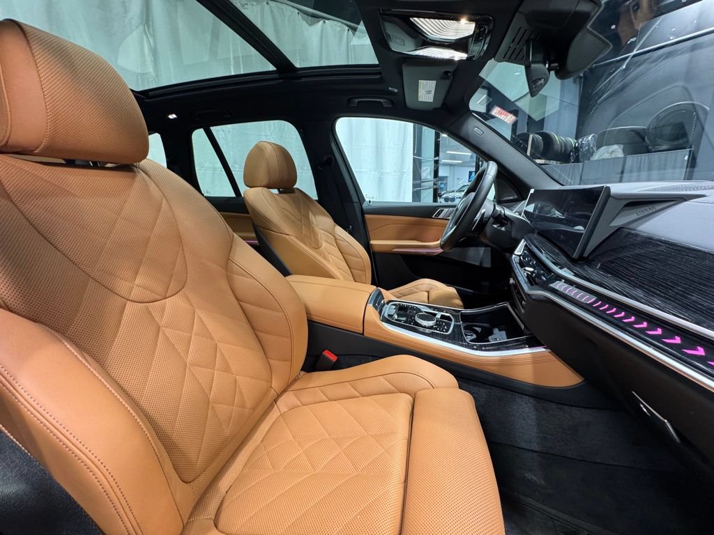 Used 2026 BMW X5 xDrive50e w/ M Sport Package AWD/4WD image 29
