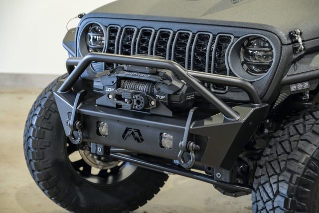 Used 2025 Jeep Gladiator Sport AWD/4WD image 18