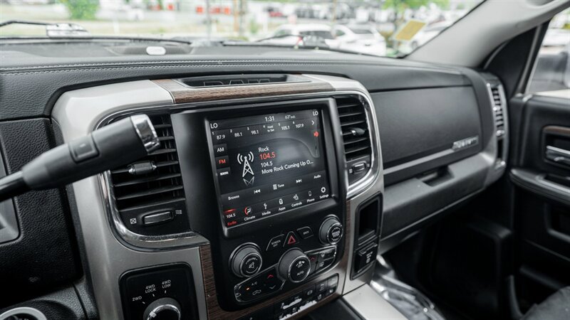 Used 2018 RAM 3500 Laramie w/ Cold Weather Group AWD/4WD image 31