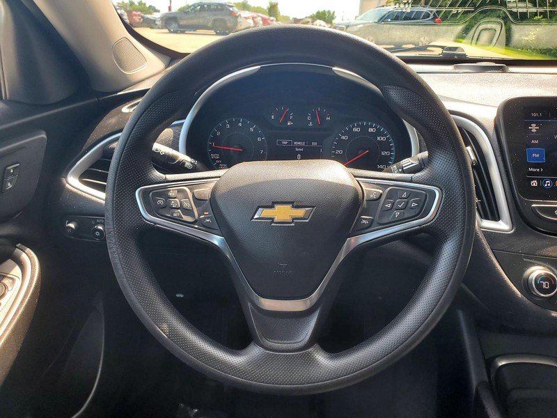 Used 2024 Chevrolet Malibu LT FWD image 9