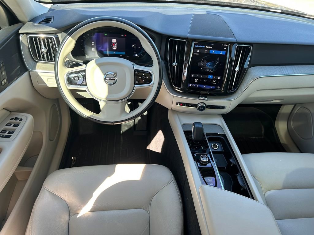 Used 2023 Volvo XC60 B5 Plus w/ Climate Package image 17