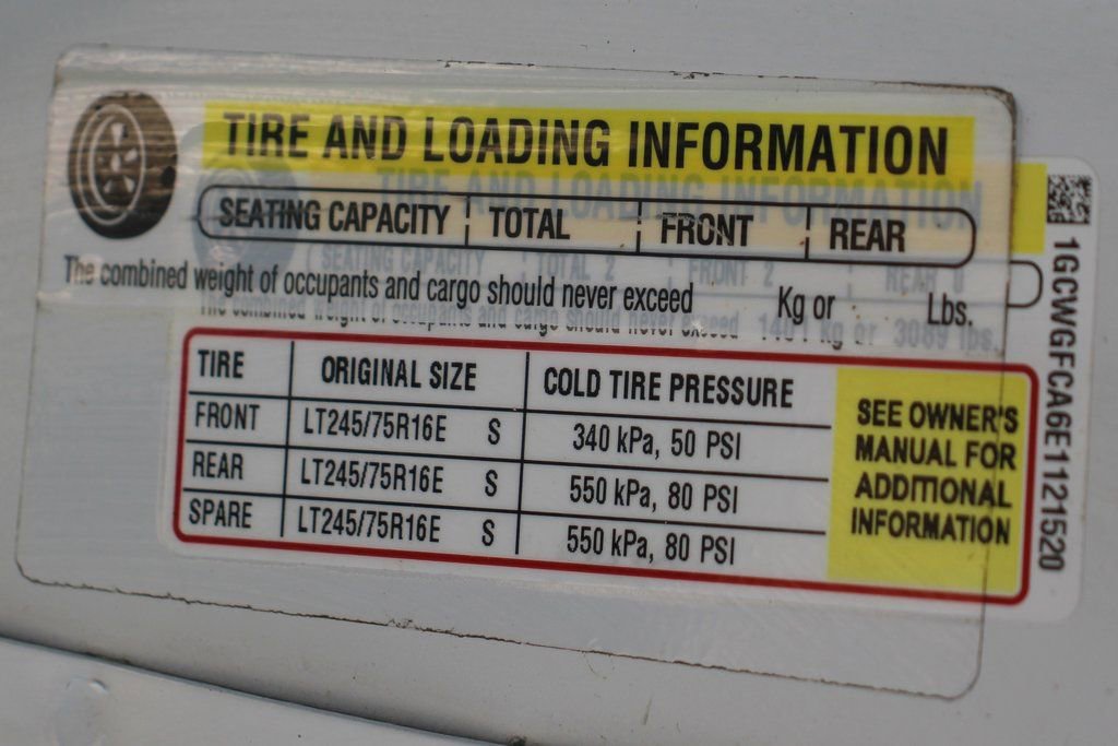 Used 2014 Chevrolet Express 2500 image 40