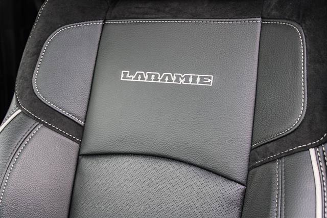 Used 2025 RAM 2500 Laramie w/ Night Edition image 23