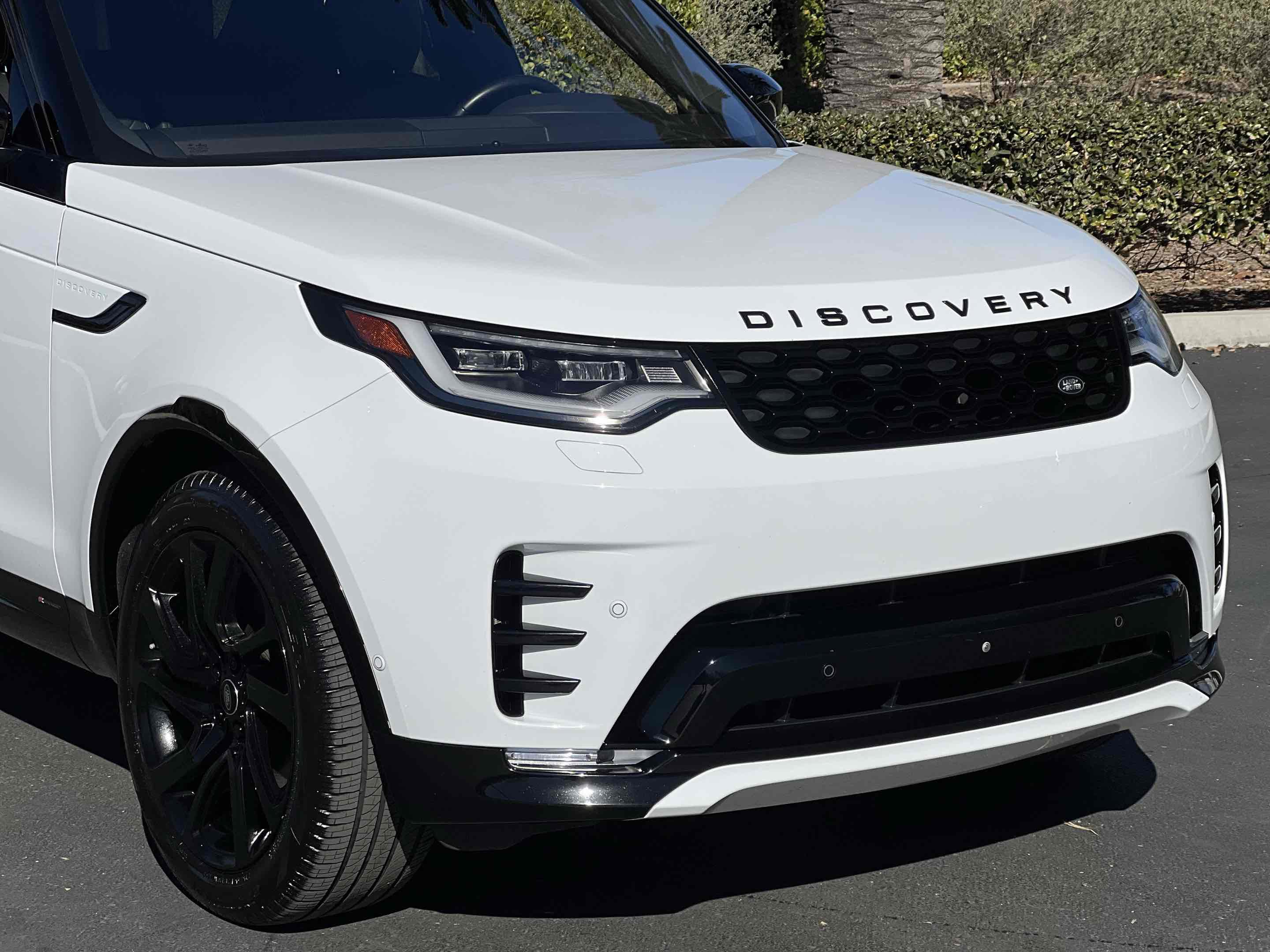 Used 2021 Land Rover Discovery S R-Dynamic image 54