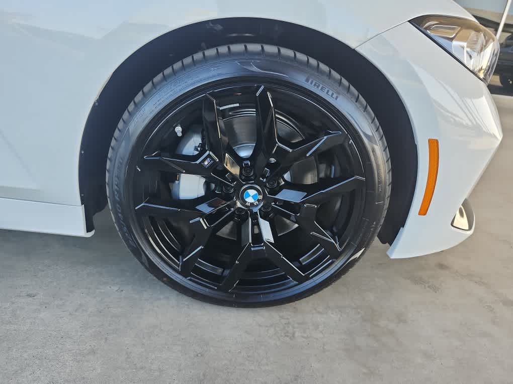 New 2026 BMW 330i Sedan w/ M Sport Package RWD image 8