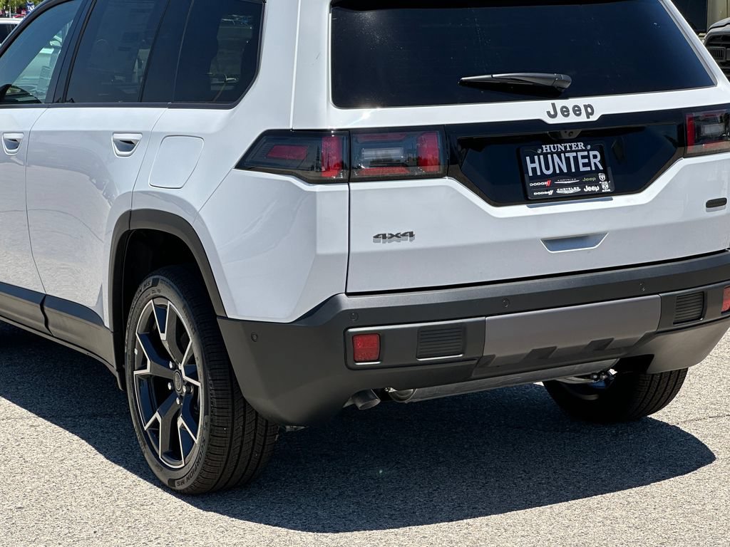 New 2026 Jeep Cherokee Overland w/ Trailer Tow Group AWD/4WD image 5