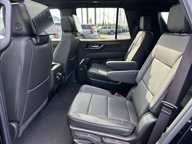 New 2026 GMC Yukon Denali w/ Denali Reserve Package AWD/4WD image 22