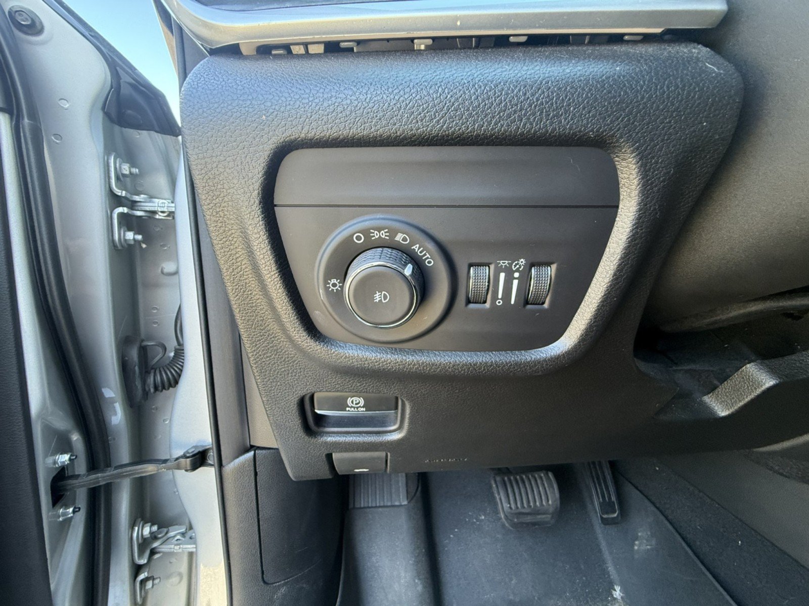 Used 2021 Jeep Grand Cherokee L Limited AWD/4WD image 20