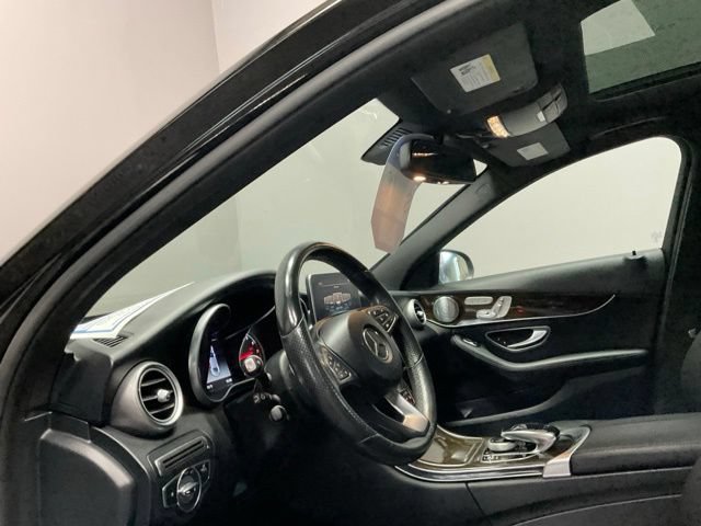 Used 2018 Mercedes-Benz C 300 4MATIC Sedan image 18