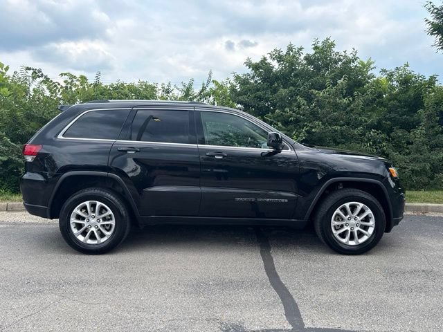 Used 2021 Jeep Grand Cherokee Laredo AWD/4WD image 8