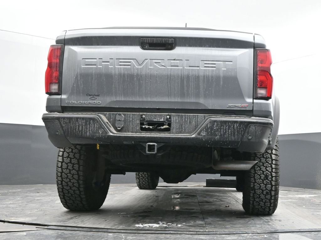 Used 2024 Chevrolet Colorado ZR2 w/ ZR2 Convenience Package III image 49