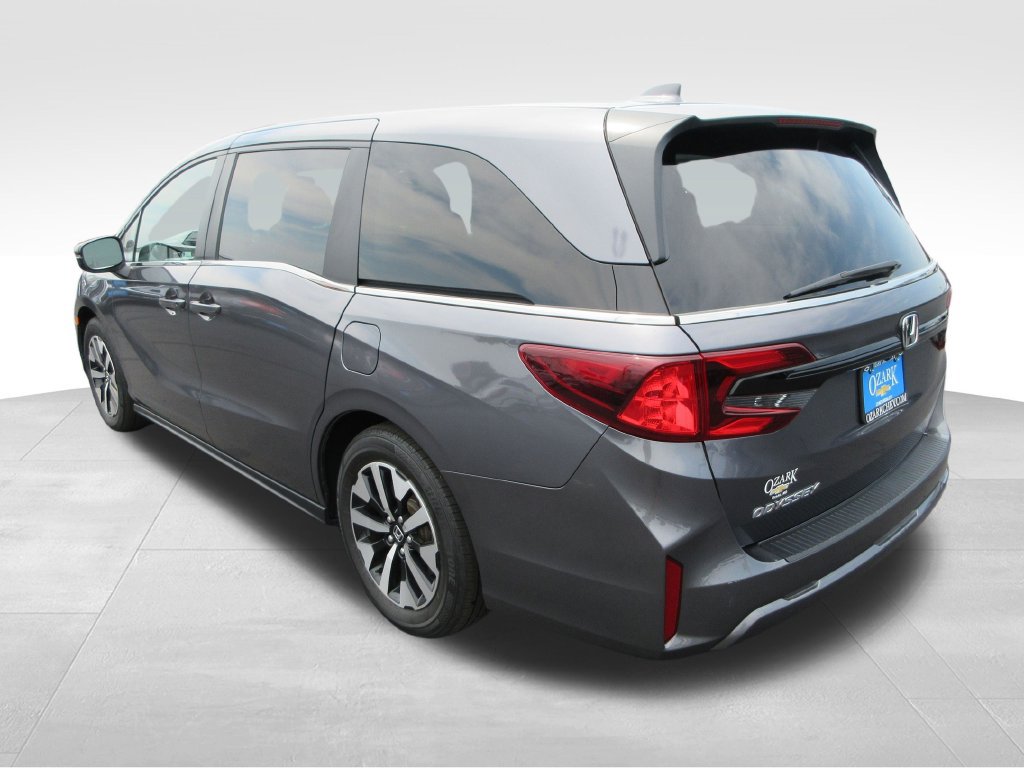 Used 2025 Honda Odyssey EX-L image 3