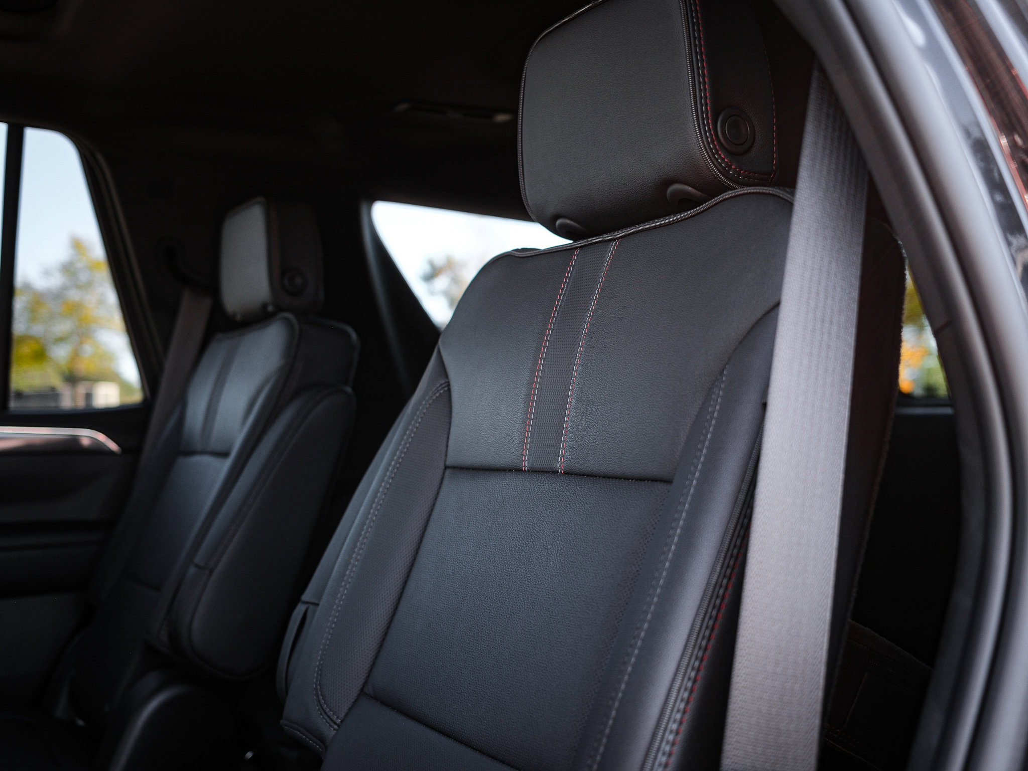 Used 2022 Chevrolet Tahoe RST w/ Luxury Package image 31