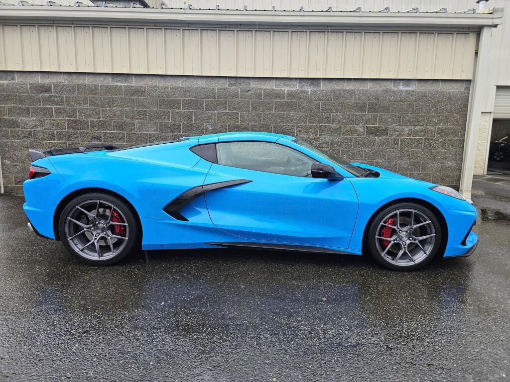Used 2021 Chevrolet Corvette Stingray Premium Cpe w/ Z51 Performance Package RWD image 10
