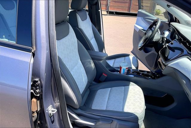 Used 2022 Chevrolet Bolt EUV Premier FWD image 7