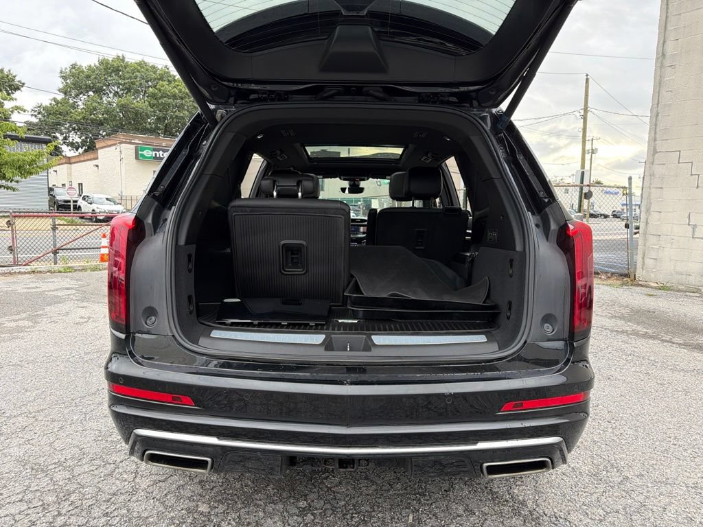 Used 2022 Cadillac XT6 Premium Luxury w/ Technology Package AWD/4WD image 14
