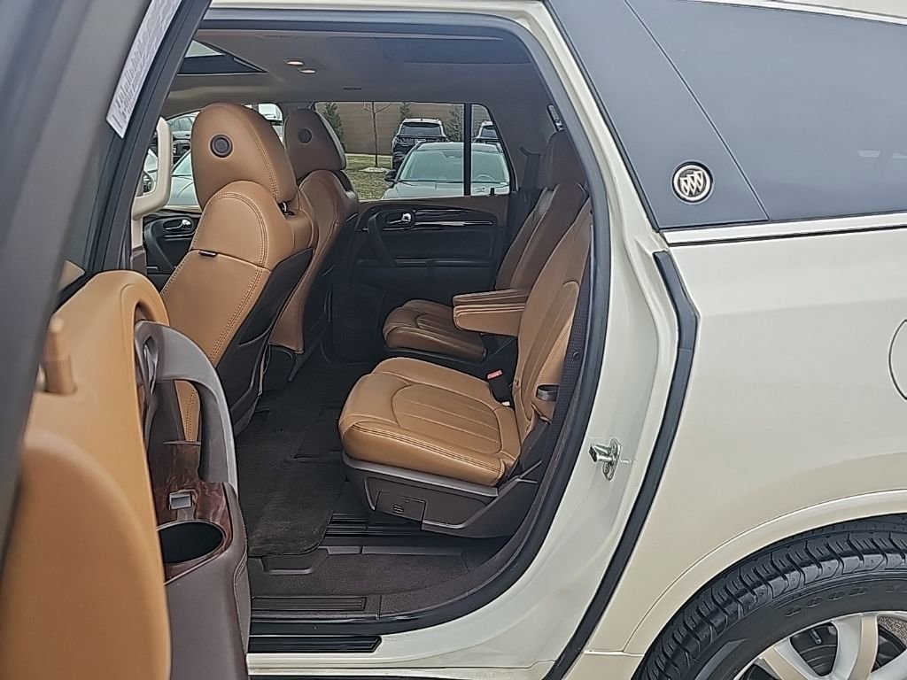 Used 2014 Buick Enclave Premium image 32