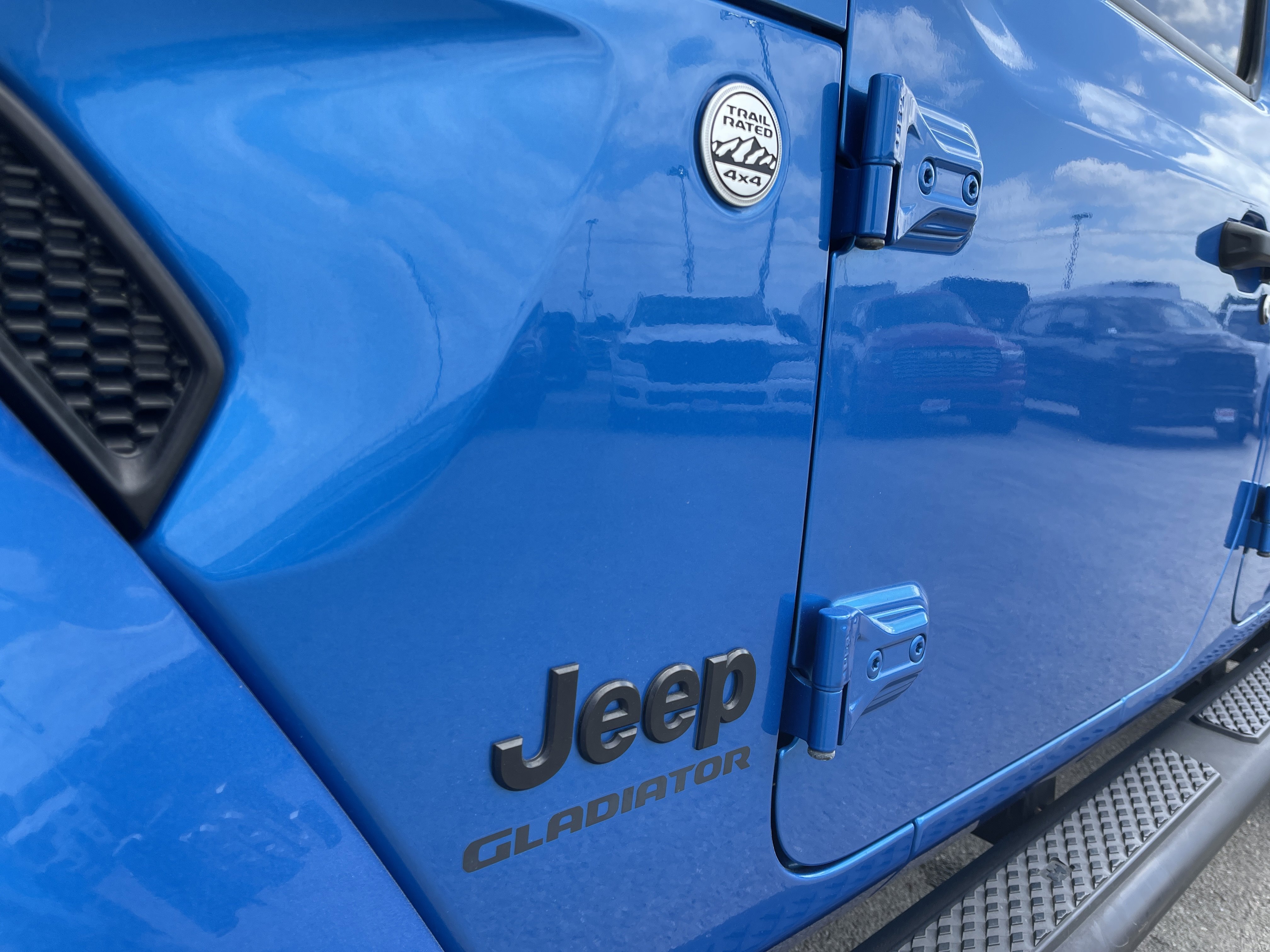 Used 2020 Jeep Gladiator Sport w/ Quick Order Package 24S image 12