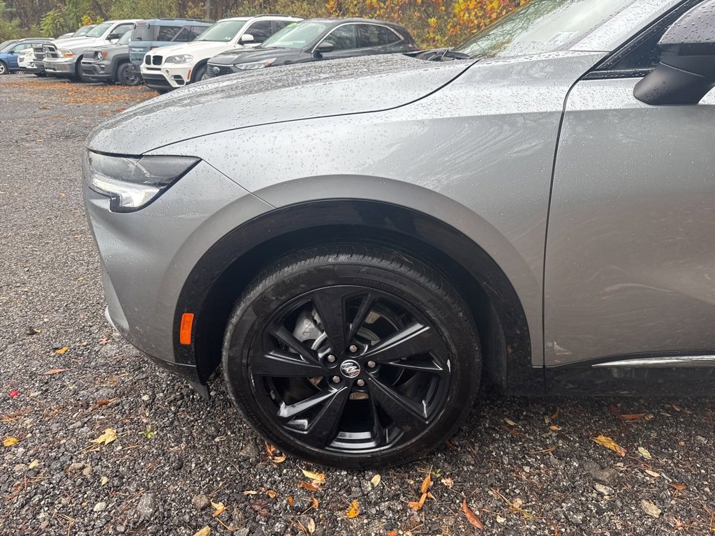 Used 2023 Buick Envision Preferred w/ Sport Touring Package image 6