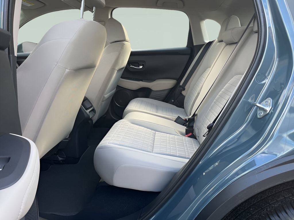 Used 2025 Honda HR-V LX image 24