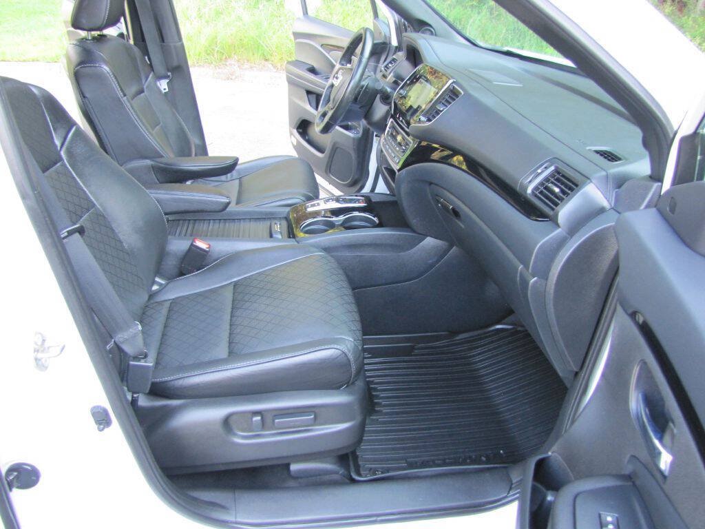 Used 2020 Honda Passport Touring image 23