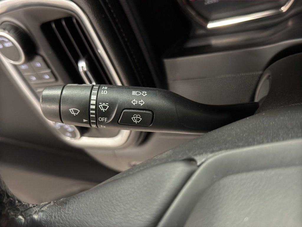 Used 2020 Chevrolet Silverado 1500 RST image 17