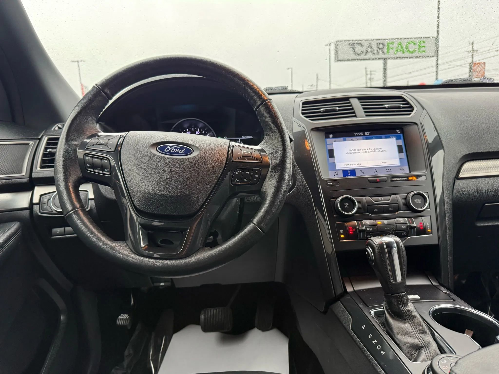 Used 2018 Ford Explorer XLT w/ Equipment Group 202A image 27