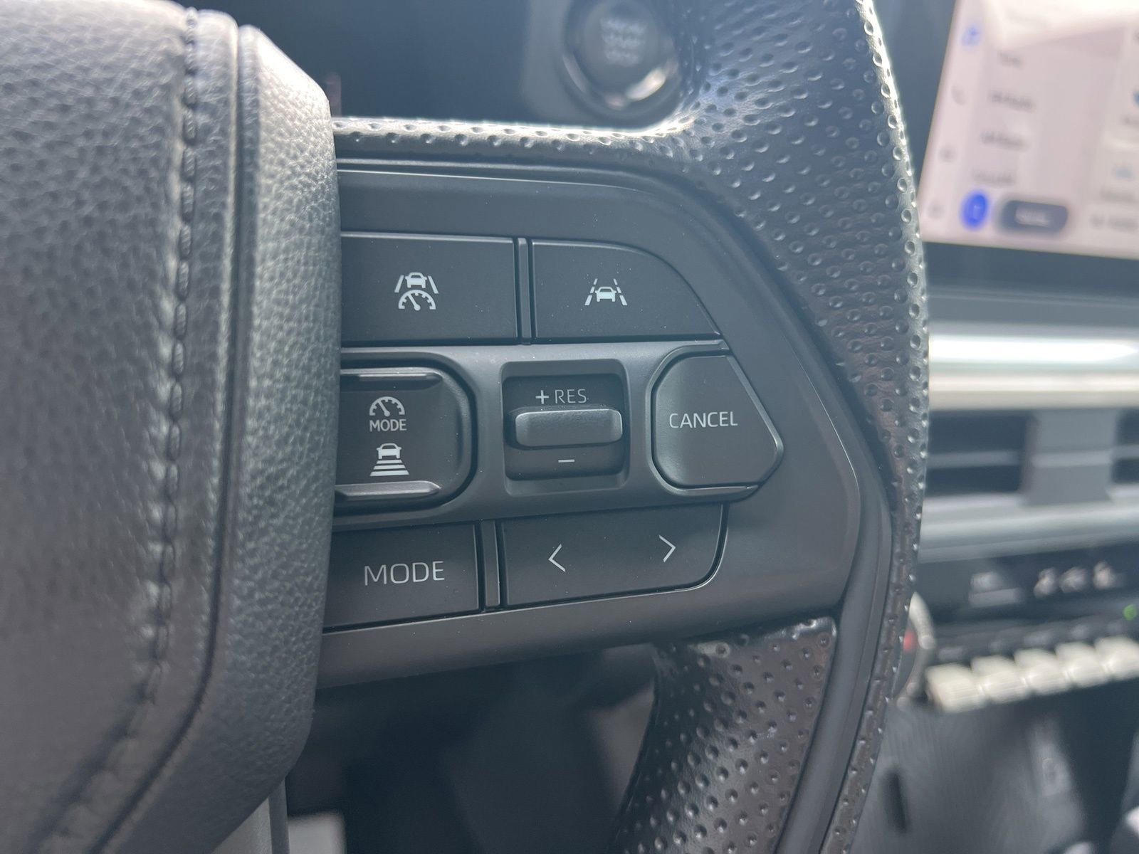 Used 2025 Toyota Tacoma SR5 image 14