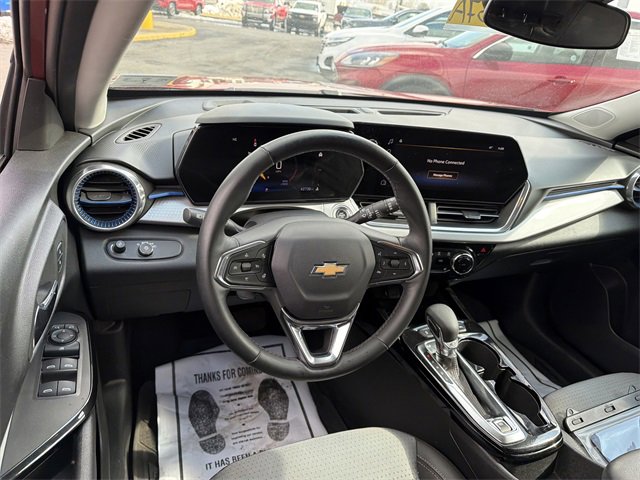 Used 2024 Chevrolet Trax LT w/ Driver Confidence Package image 11