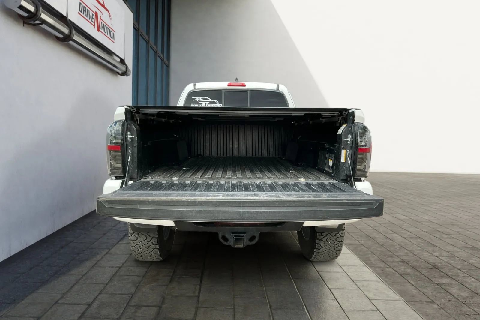 Used 2022 Toyota Tacoma TRD Off-Road image 20
