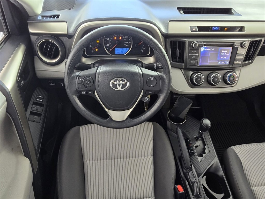 Used 2013 Toyota RAV4 LE image 9