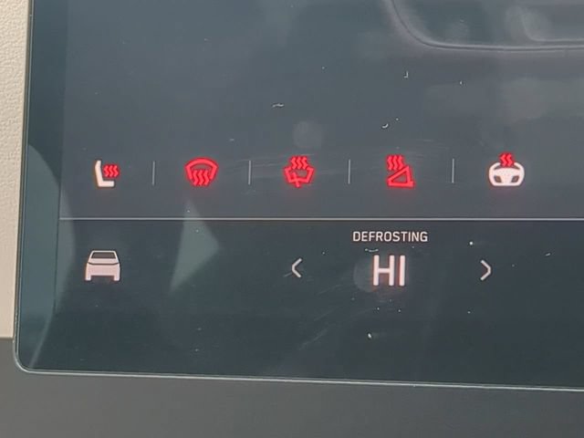 Used 2024 Tesla Cybertruck AWD Crew Cab image 24