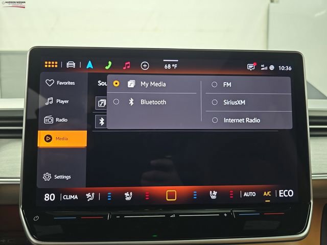 Used 2025 Volkswagen ID. Buzz Pro S Plus image 32