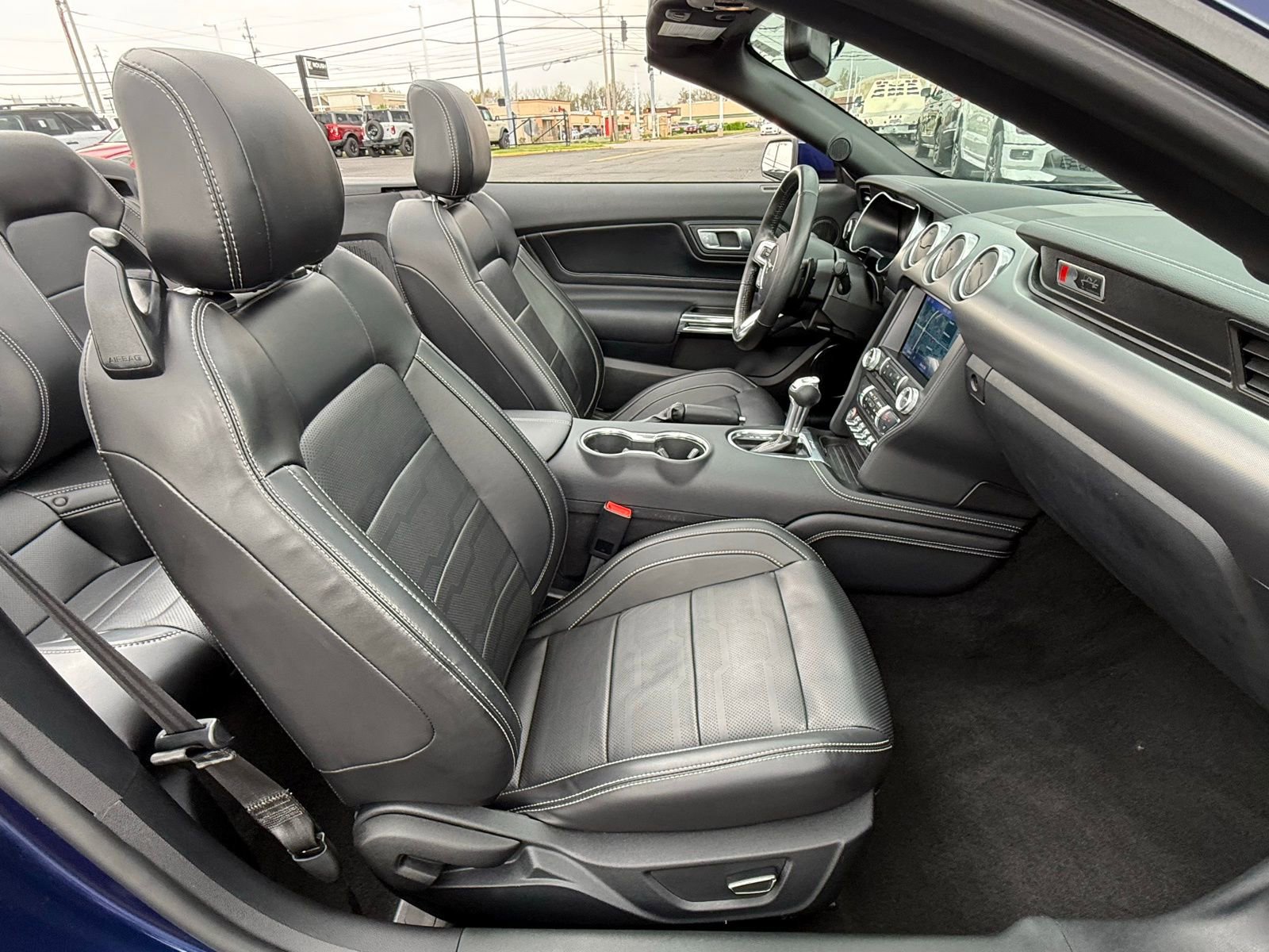 Used 2019 Ford Mustang GT Premium w/ Equipment Group 401A RWD image 15