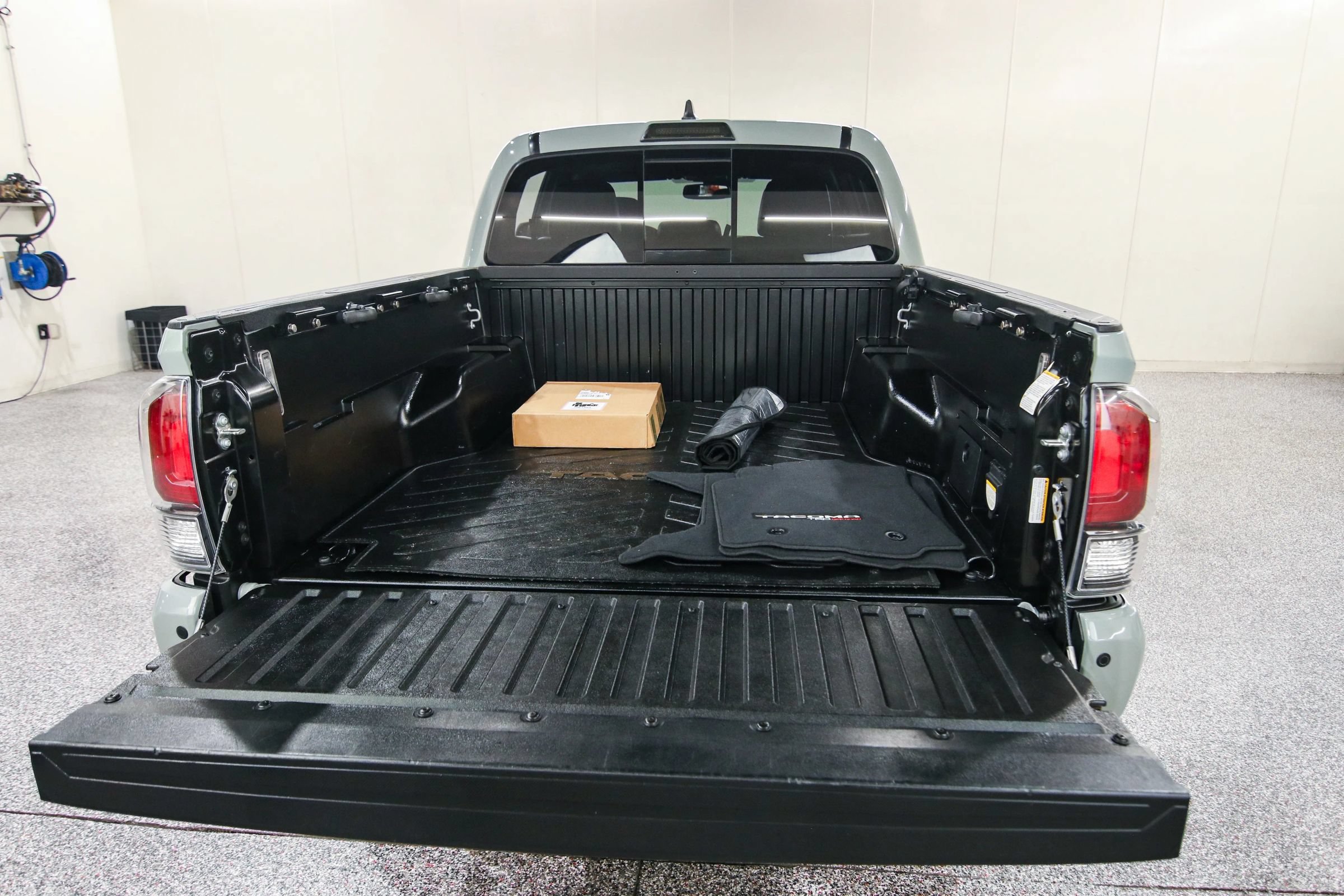 Used 2021 Toyota Tacoma TRD Pro AWD/4WD image 32