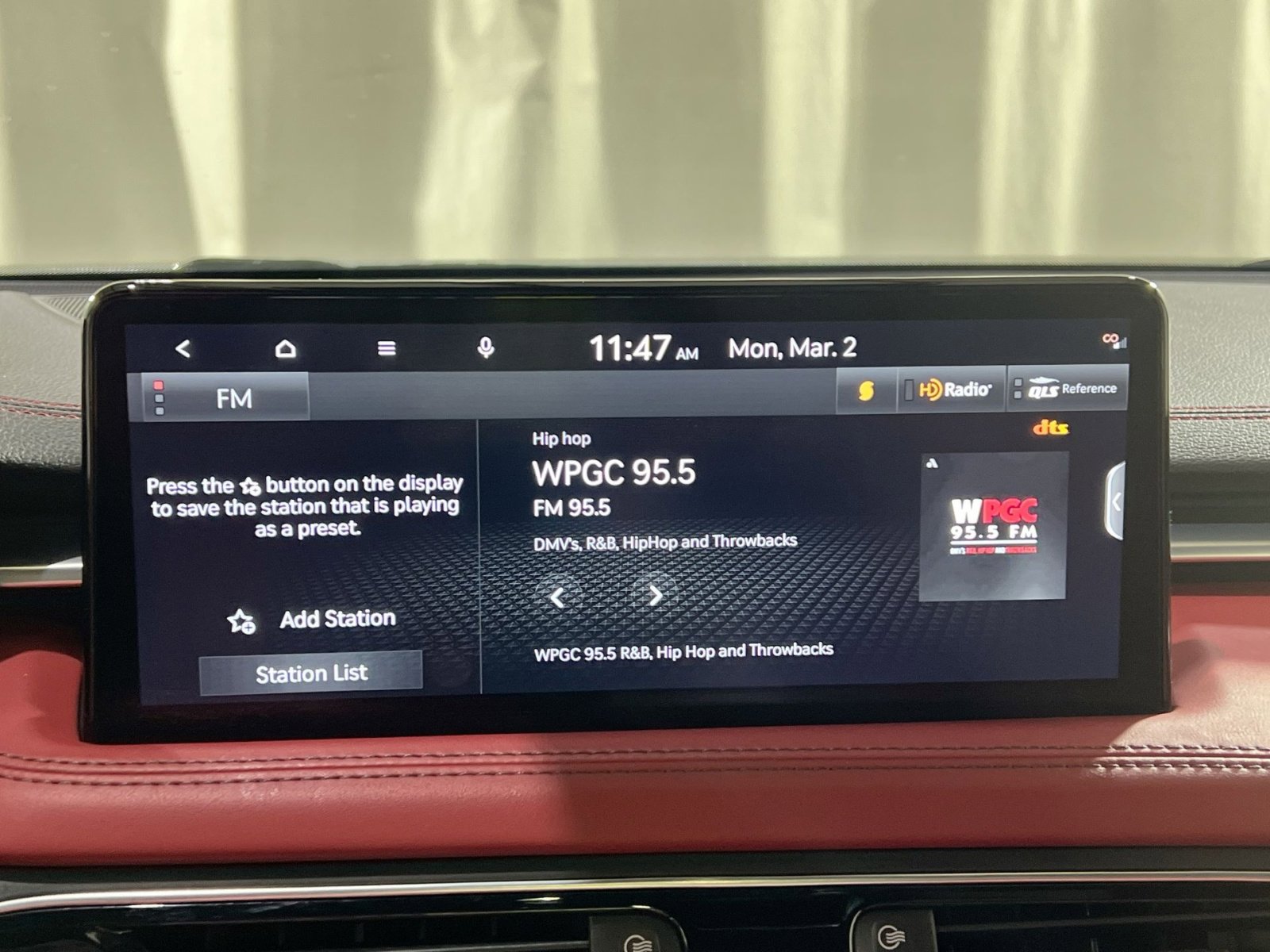 Used 2023 Genesis G70 2.0T w/ Sport Prestige Package image 18