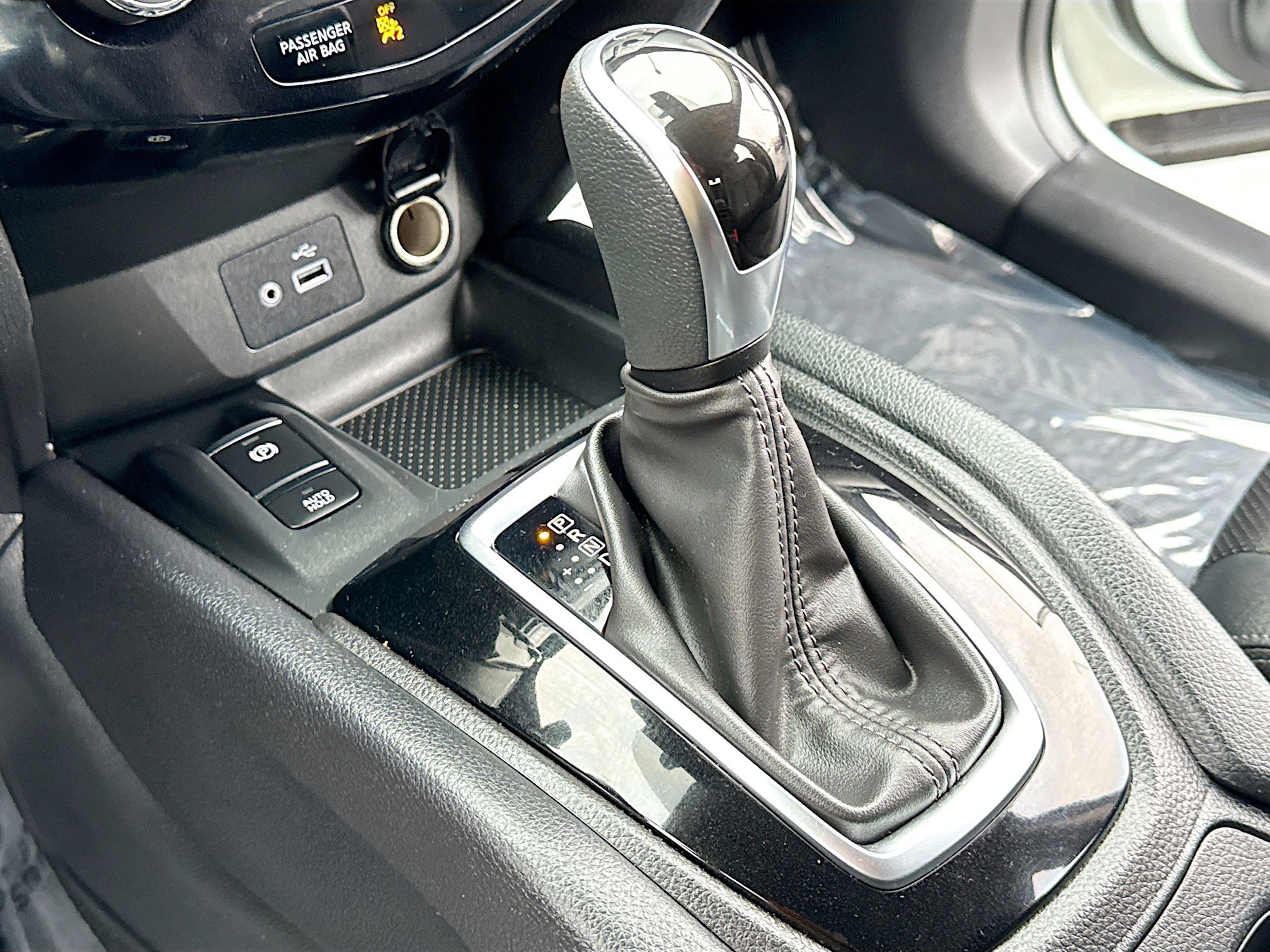 Used 2022 Nissan Rogue Sport SL image 11