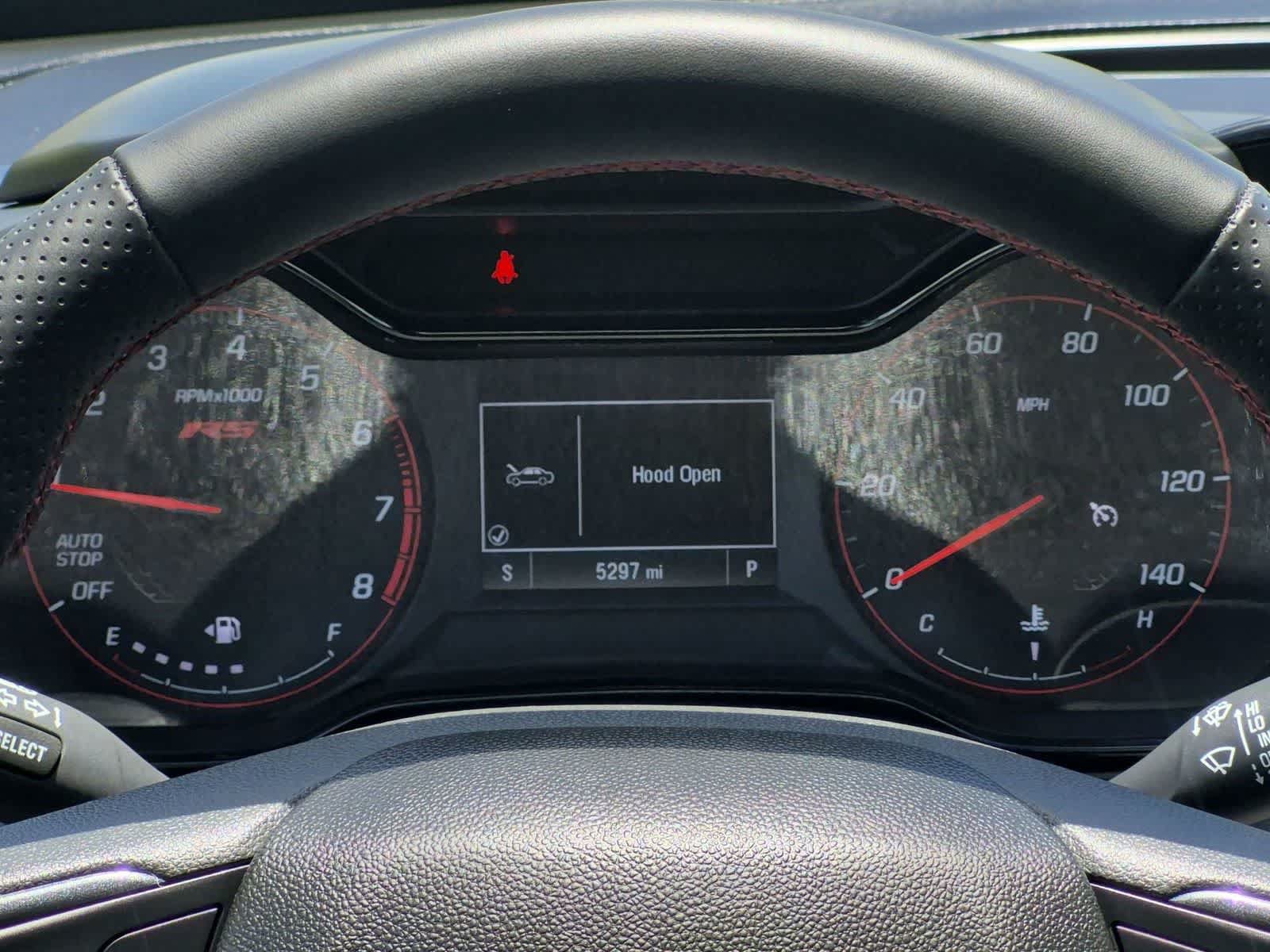 Used 2025 Chevrolet Trax RS FWD image 11