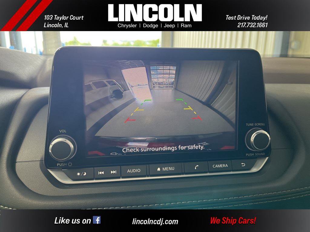 Used 2023 Nissan Rogue SV image 23