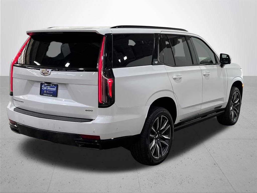 Used 2022 Cadillac Escalade Sport Platinum w/ Heavy-Duty Trailer Package AWD/4WD image 10