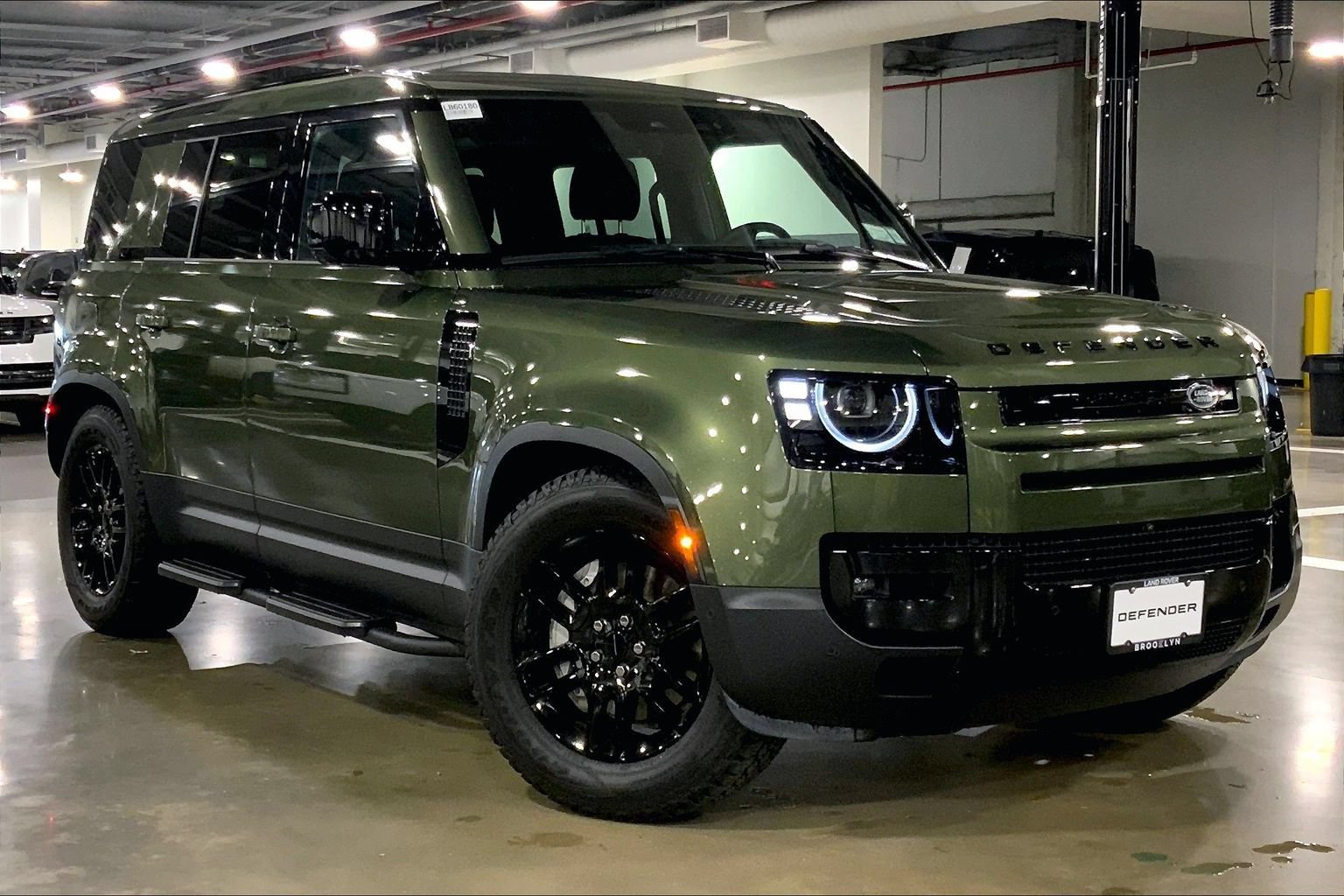 Used 2026 Land Rover Defender 110 S AWD/4WD image 7