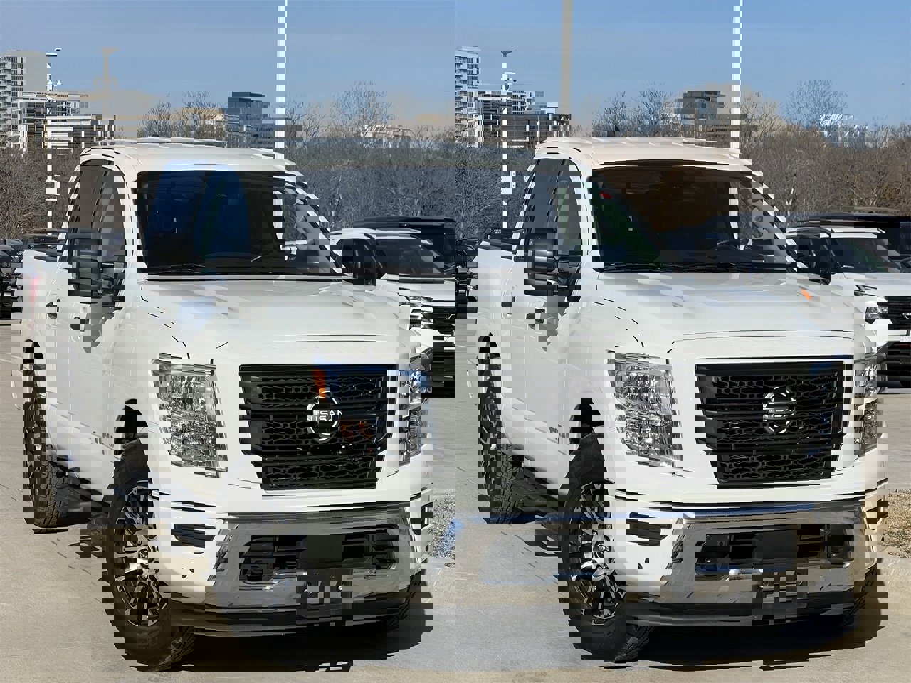 Certified 2024 Nissan Titan SV w/ SV Convenience Package image 2