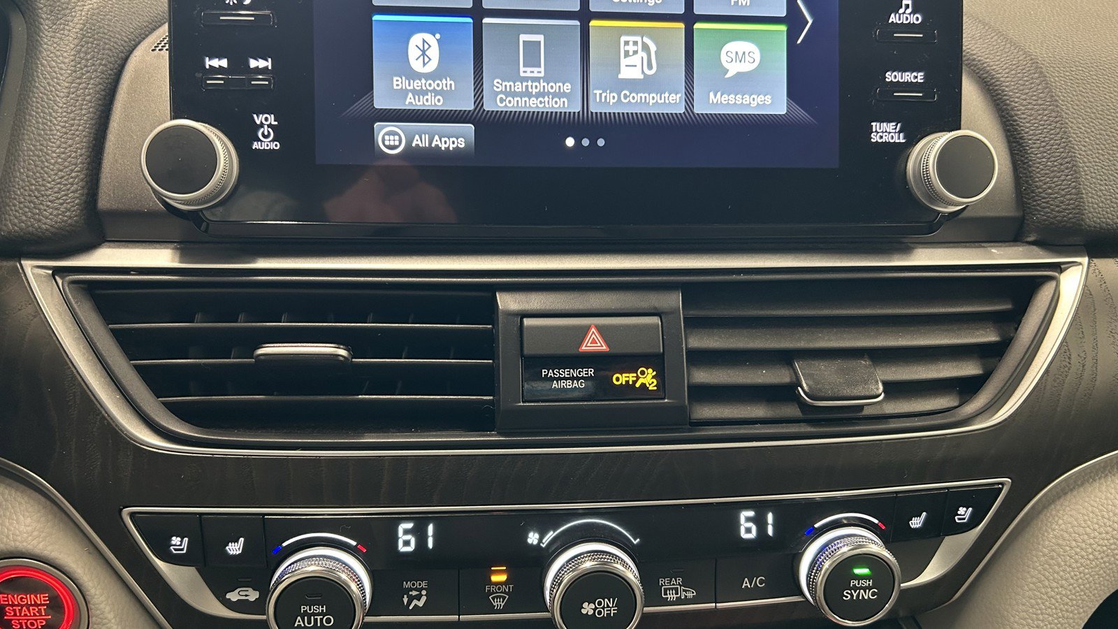 Used 2020 Honda Accord Touring image 31