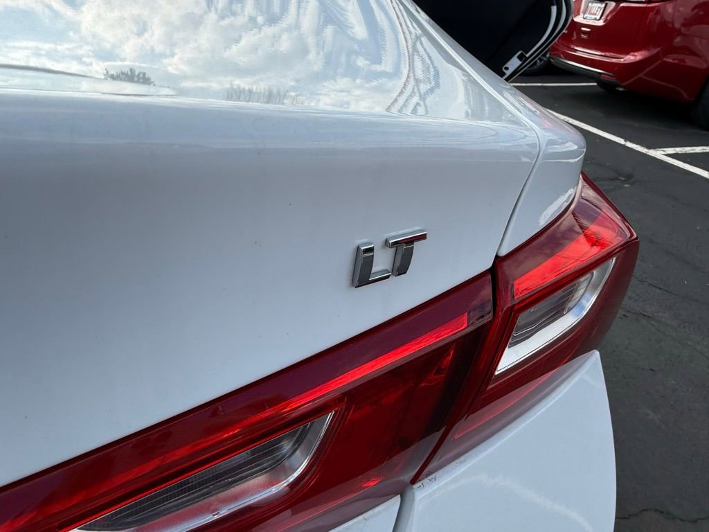 Used 2023 Chevrolet Malibu LT image 42