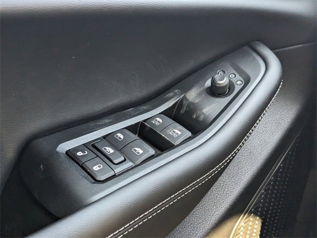 New 2025 Jeep Grand Cherokee L Laredo w/ Luxury Tech Group I image 22