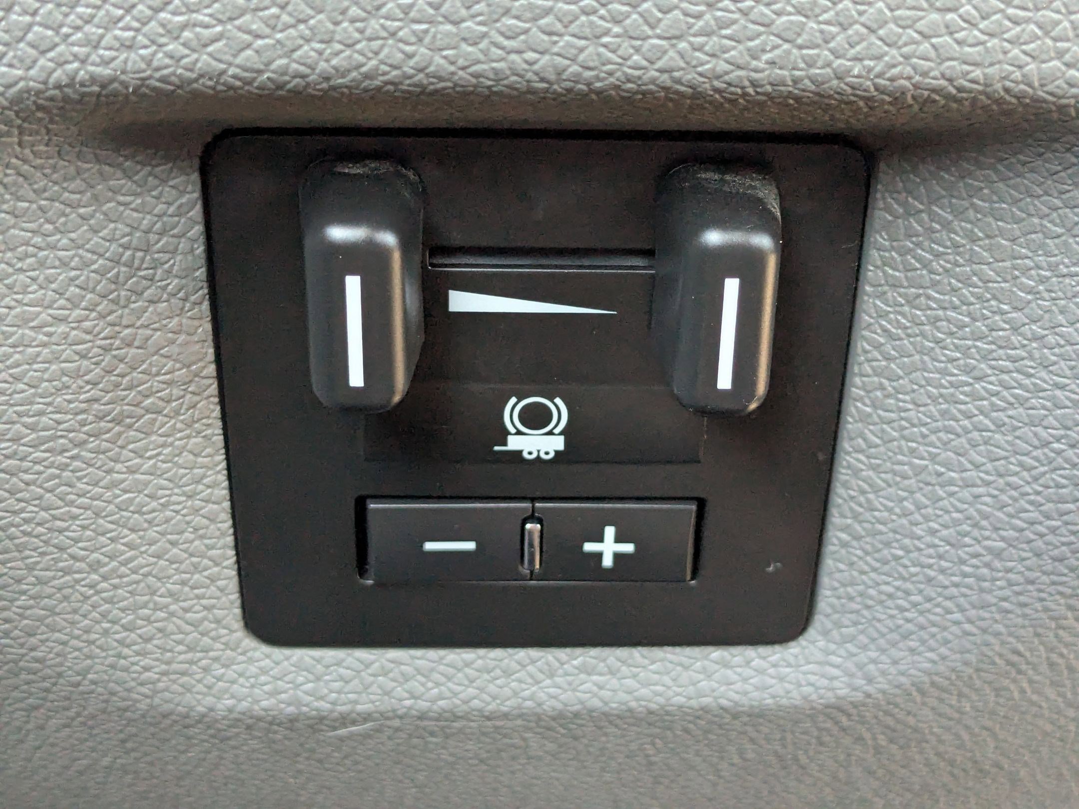 Used 2014 Chevrolet Silverado 3500 W/T image 24