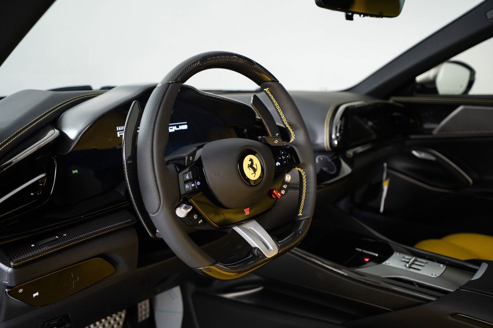 Used 2026 Ferrari Purosangue AWD/4WD image 37