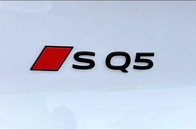 New 2026 Audi SQ5 Premium Plus AWD/4WD image 33