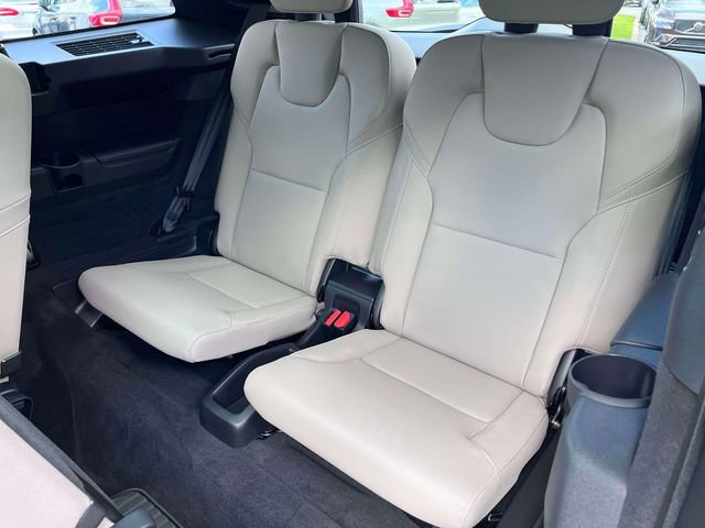 Used 2026 Volvo XC90 B6 Plus w/ Protection Package Premier AWD/4WD image 13