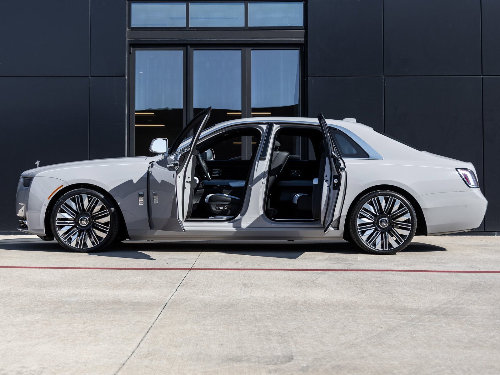 New 2026 Rolls-Royce Ghost image 11